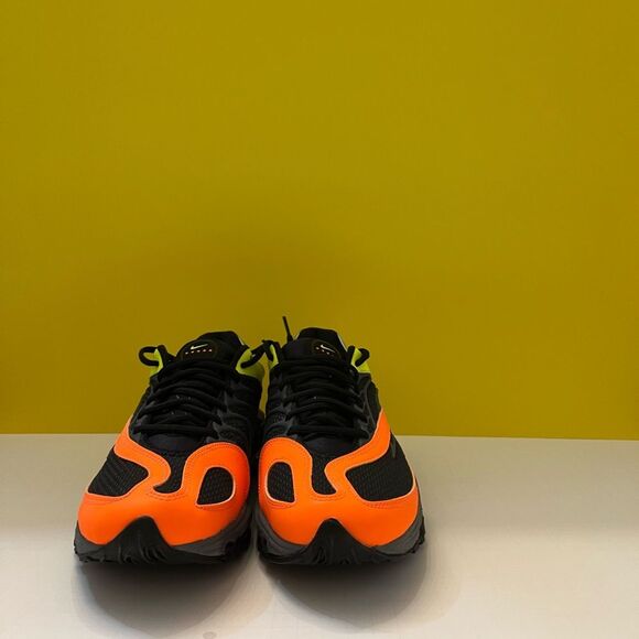 Nike Air Tuned Max Volt Total Orange 2022 - Picture 5 of 11
